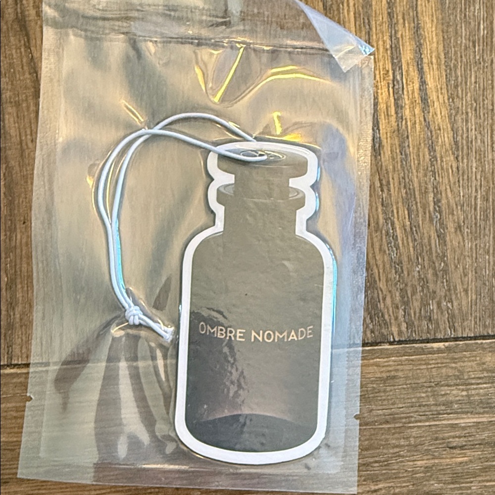 Ombre Nomade Bottle-Shaped Air Freshener - Black